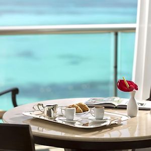 U Club Ocean Front Junior Suite 1 King